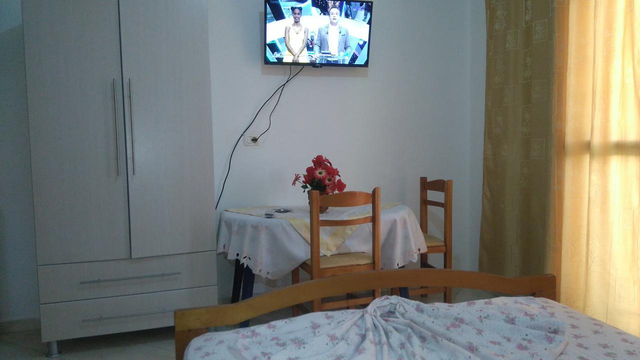 Jonny Guesthouse クサミル エクステリア 写真