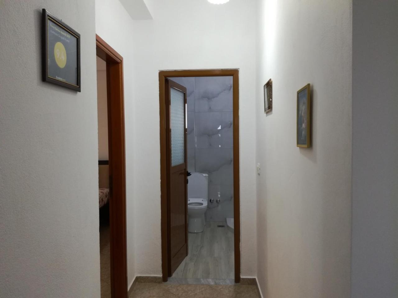 Jonny Guesthouse クサミル エクステリア 写真