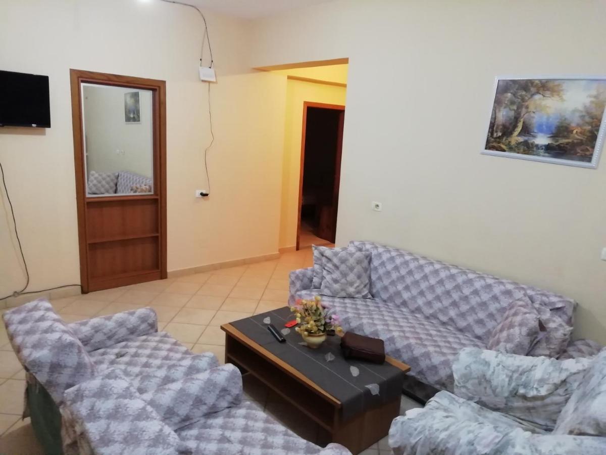 Jonny Guesthouse クサミル エクステリア 写真